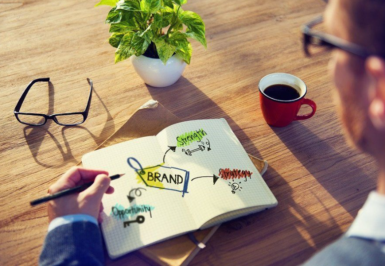 How Visual Data Can Strengthen Your Personal Brand